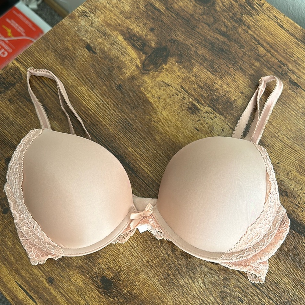 Victoria’s Secret Dream Angels Push-Up Bra